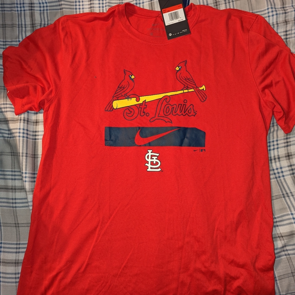Men's large nwt Nike St. Lewis Cardinals shirt